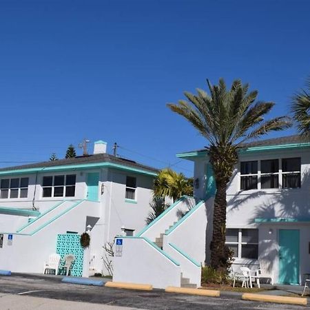 Private One-Bedroom 8 -Directly Across From Beach St. Pete Beach Exteriér fotografie